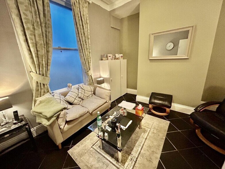 7 Norfolk St, Sunderland à vendre - Photo du bâtiment - Image 3 de 10