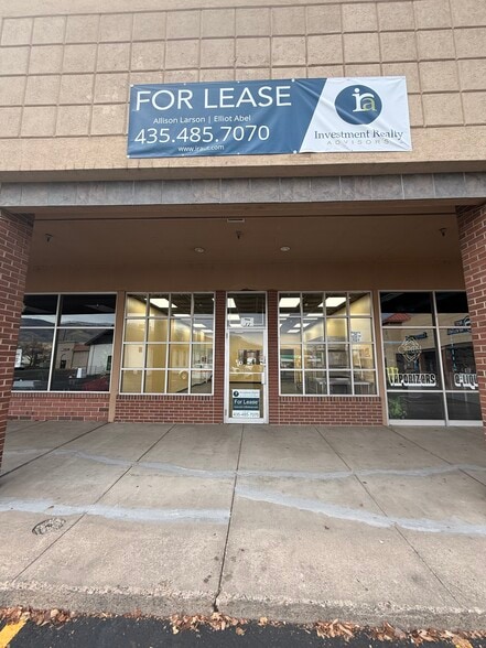 273 W 500 S, Bountiful, UT for lease - Building Photo - Image 3 of 23