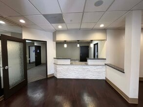 28040 Dorothy Dr, Agoura Hills, CA for lease Interior Photo- Image 2 of 9