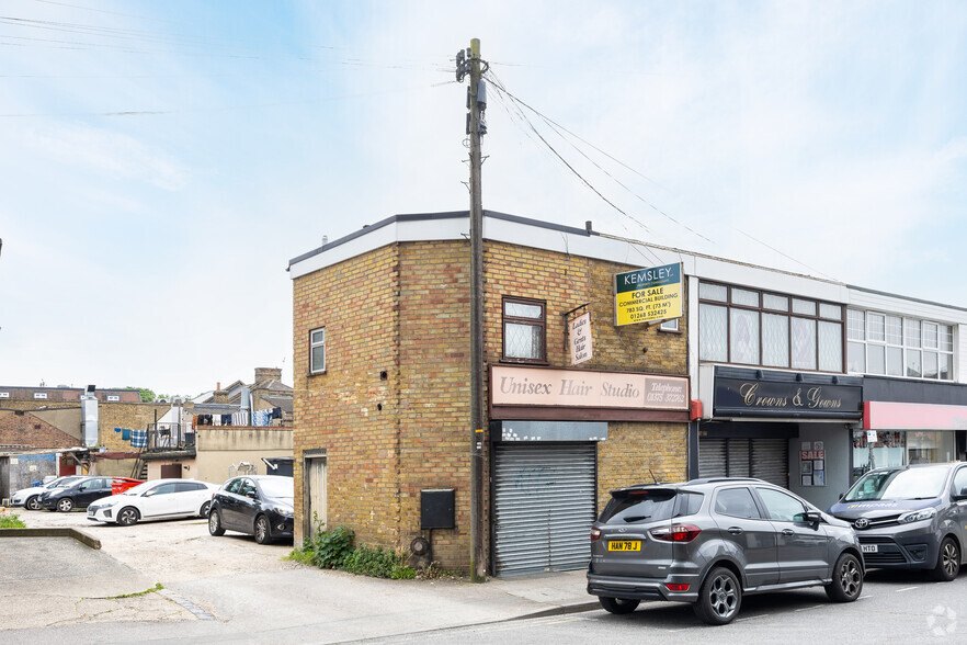 45A Orsett Rd, Grays for sale - Primary Photo - Image 1 of 2