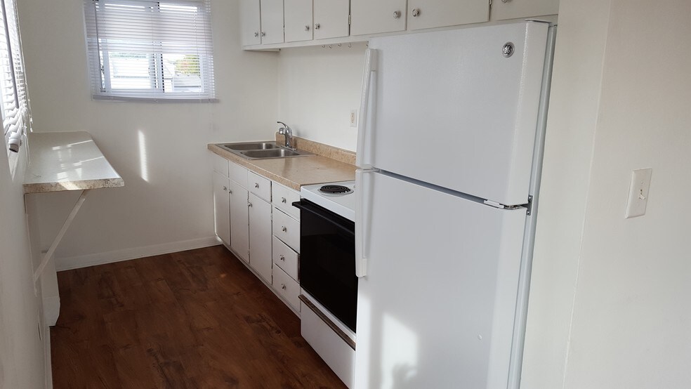 1039 Sheridan Rd, Winthrop Harbor, IL à vendre - Photo intérieure - Image 3 de 19