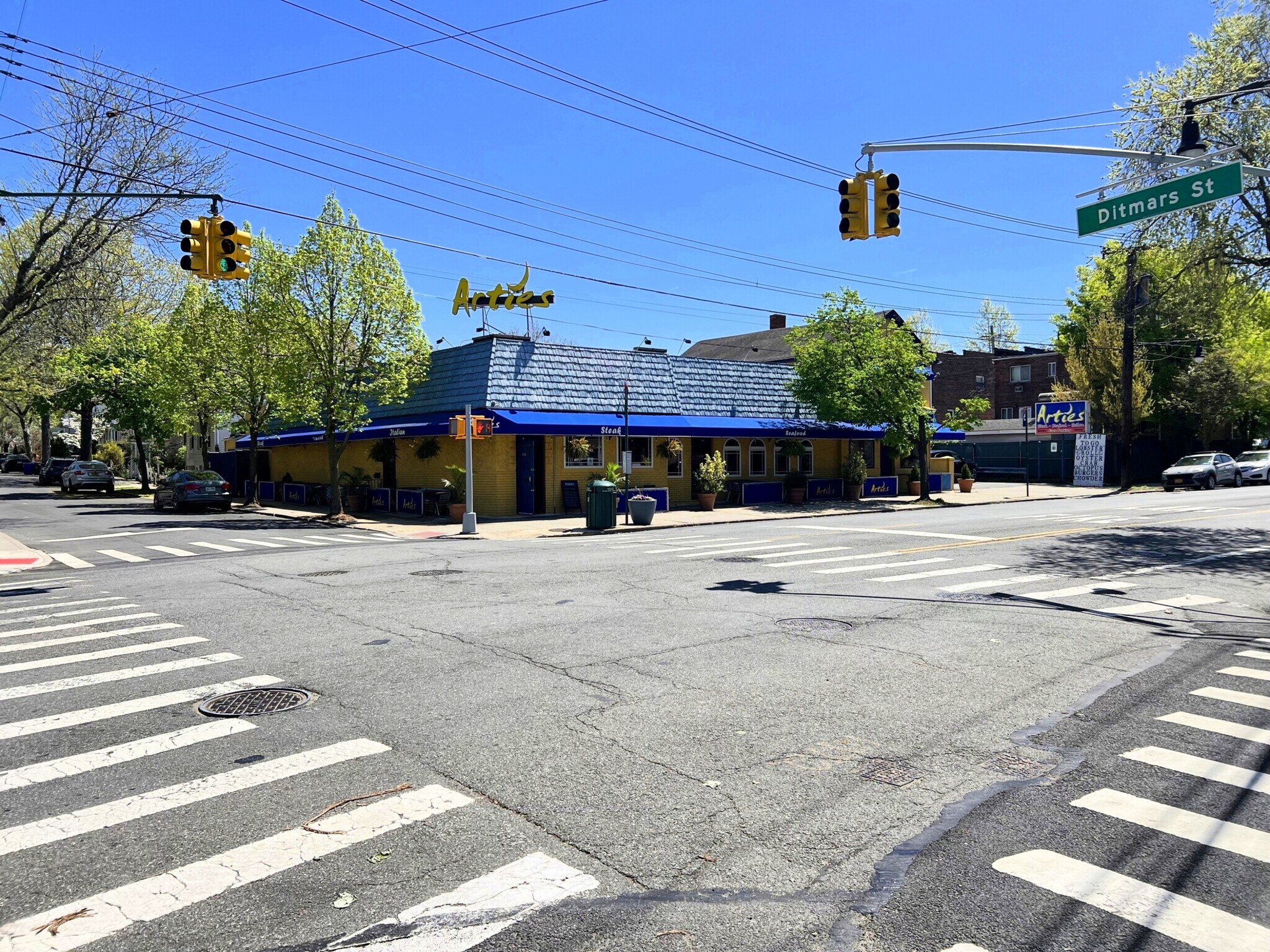 390 City Island Ave, Bronx, NY for lease Building Photo- Image 1 of 7