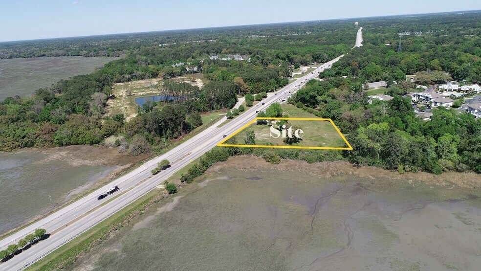 873 Robert Smalls Pky, Beaufort, SC à vendre - Photo du bâtiment - Image 2 de 6