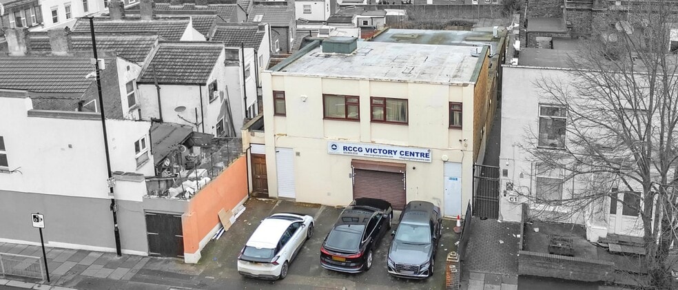 59-59A Plumstead Common Rd, London for sale - Building Photo - Image 1 of 1