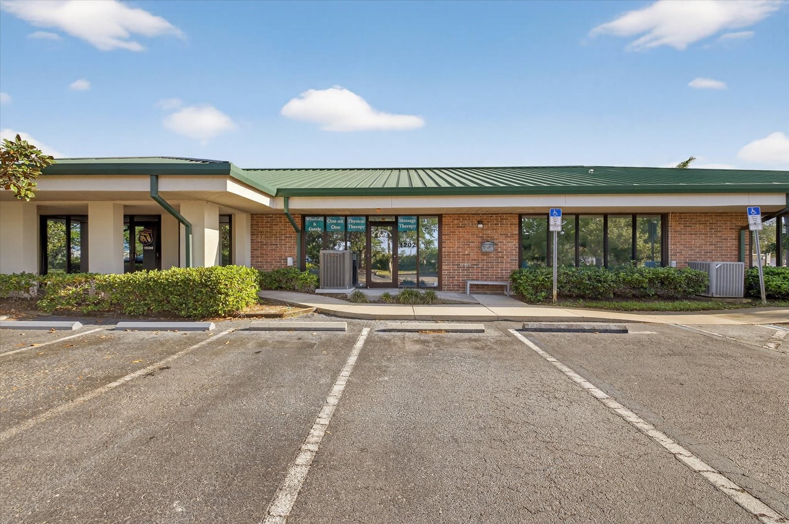 14141 46th St N, Clearwater, FL for sale Primary Photo- Image 1 of 45