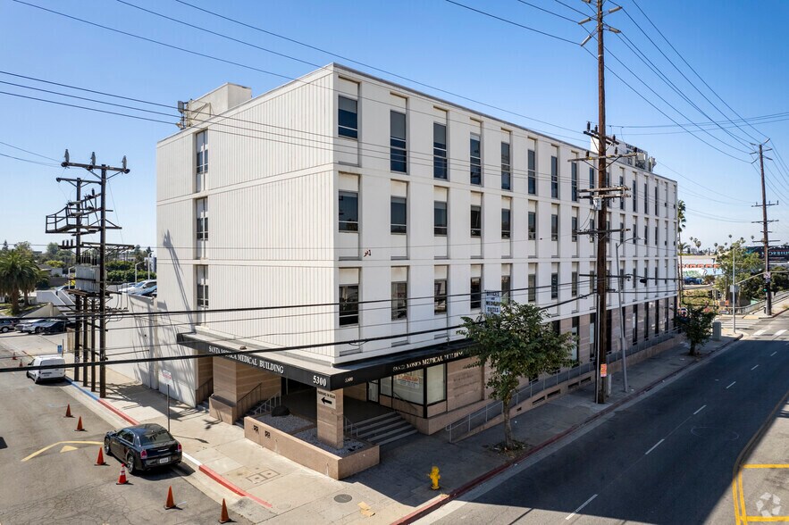 5300 Santa Monica Blvd, Los Angeles, CA à louer - Photo du bâtiment - Image 1 de 5