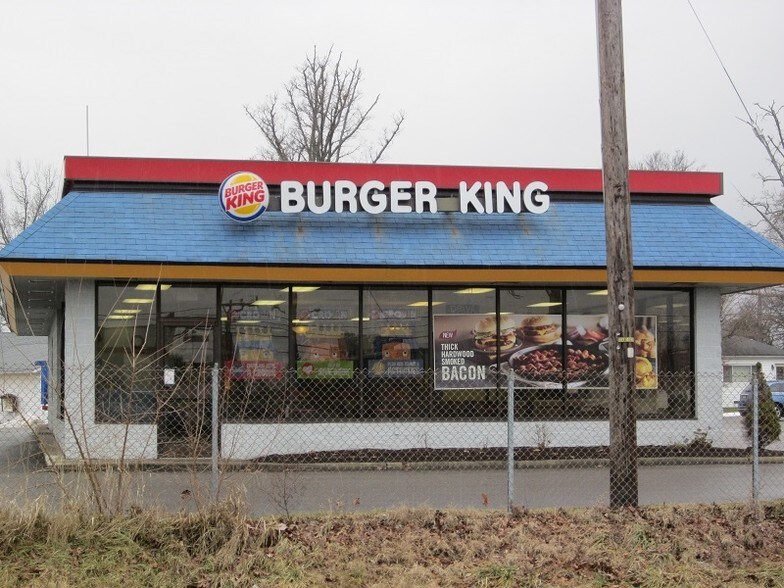 421 Madison St, Russells Point, OH à vendre - Photo du bâtiment - Image 2 de 4