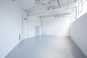 21-23 Park Royal Rd, London for lease Interior Photo- Image 1 of 1