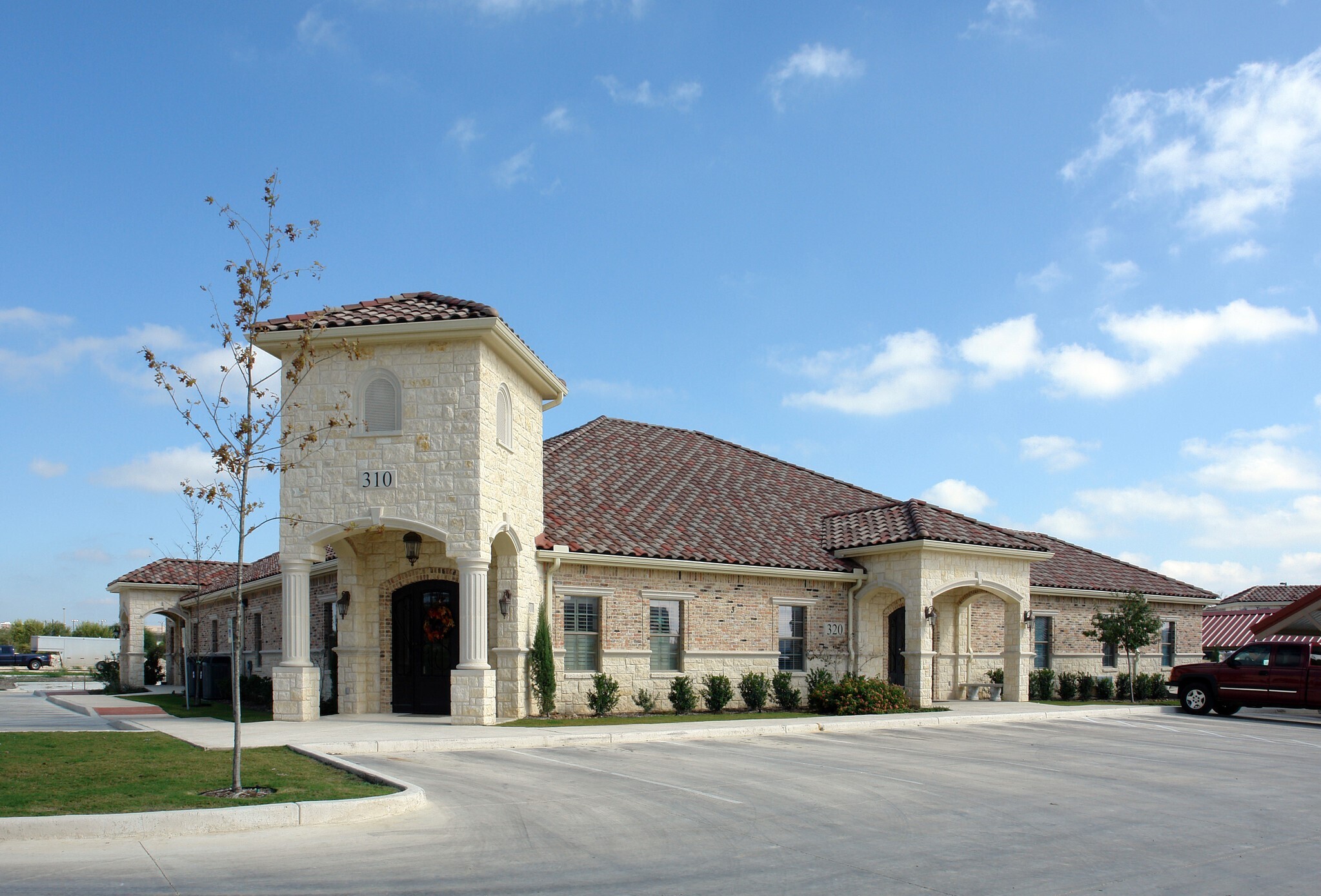 9480-3 Huebner Rd, San Antonio, TX à louer Photo du bâtiment- Image 1 de 7