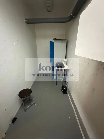 Retail in Levallois-Perret for lease - Interior Photo - Image 3 of 6