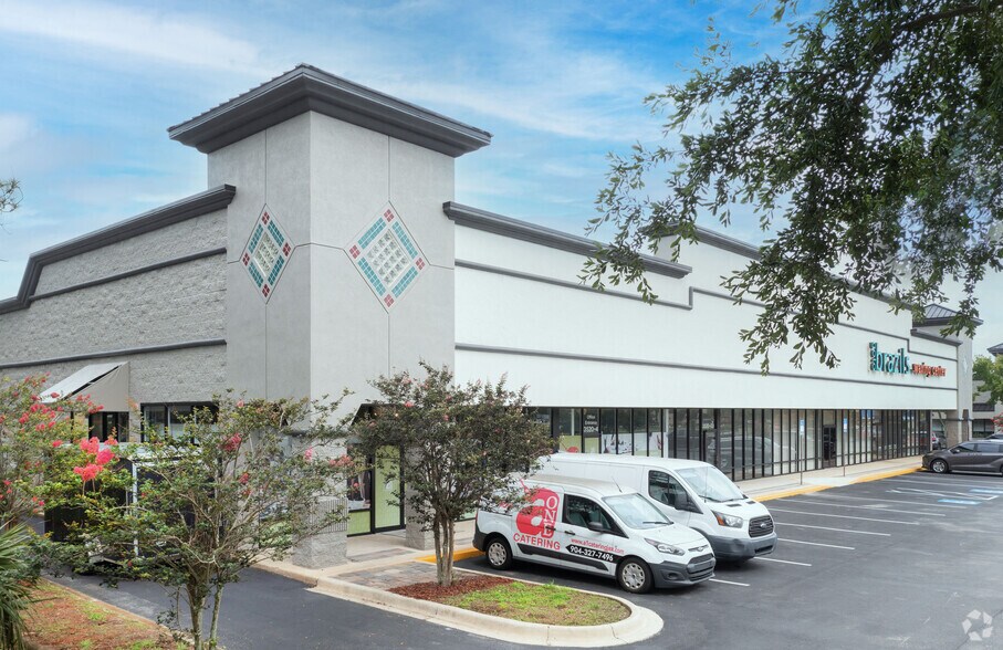 11240 Beach Blvd, Jacksonville, FL à louer - Photo du bâtiment - Image 2 de 7