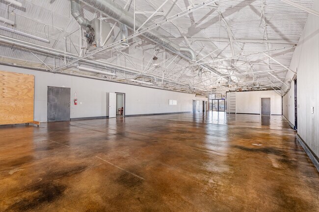 More details for 1024 S First St, Sherman, TX - Industrial for Lease