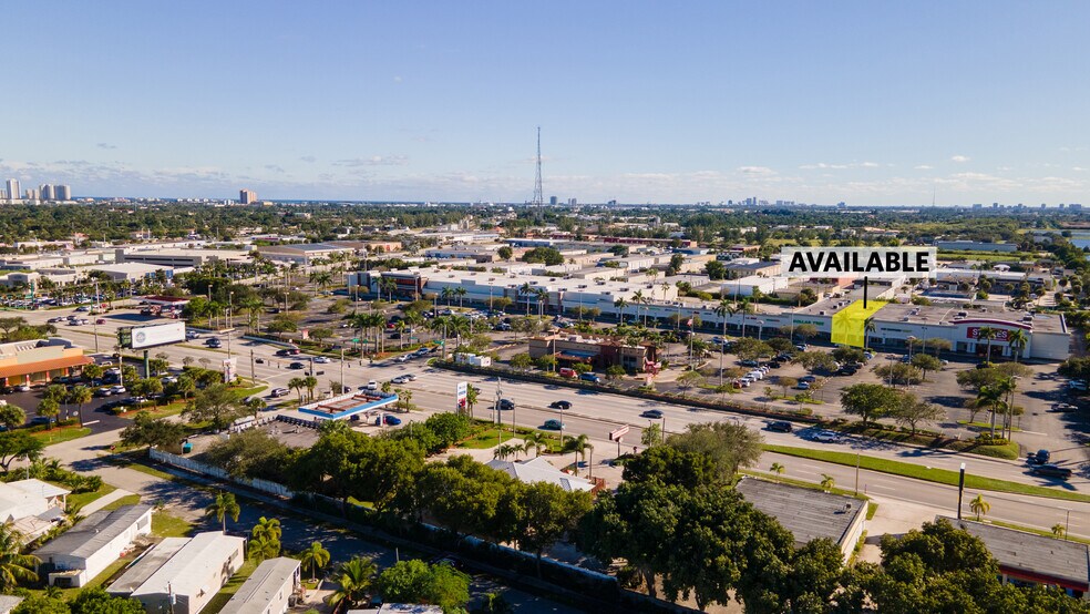 1220 Northlake Blvd, West Palm Beach, FL à louer - Photo du bâtiment - Image 2 de 8