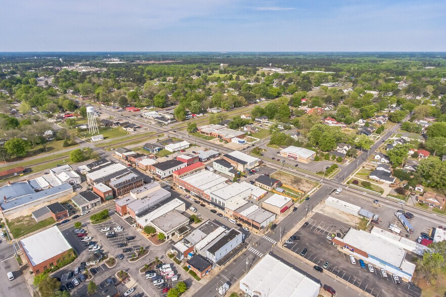 107 N Raiford St, Selma, NC for sale - Aerial - Image 2 of 24
