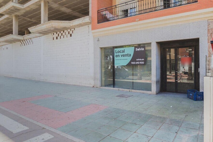 Commerce de détail dans Almería à vendre - Photo du bâtiment - Image 2 de 19