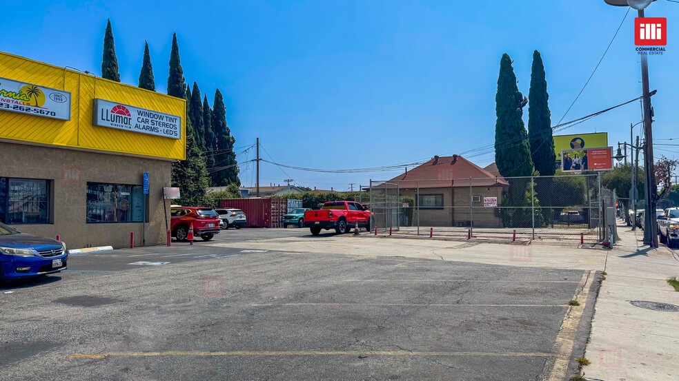 320 S Soto St, Los Angeles, CA for lease - Building Photo - Image 2 of 4