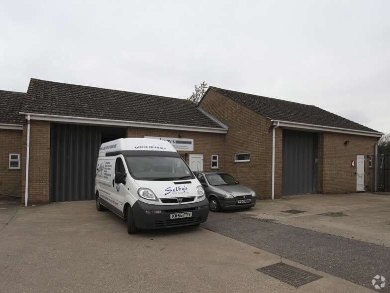 East Rd, Sleaford for lease - Building Photo - Image 3 of 4