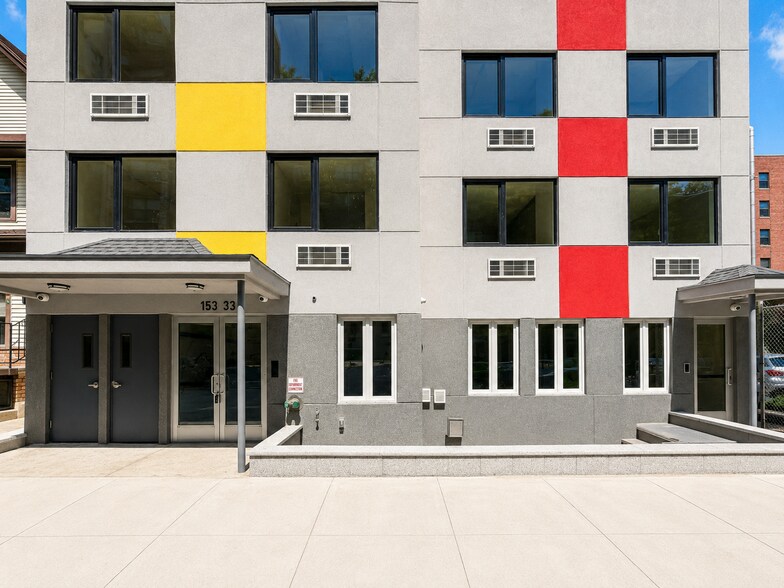 153-33 89th Ave, Queens, NY à louer - Photo du bâtiment - Image 2 de 9