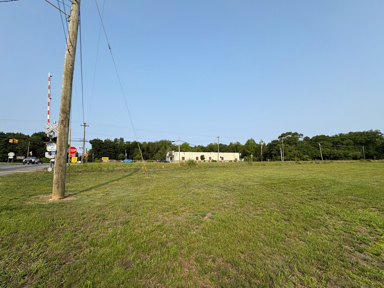 301 Broad St Landing, Milmay, NJ for sale - Building Photo - Image 2 of 71