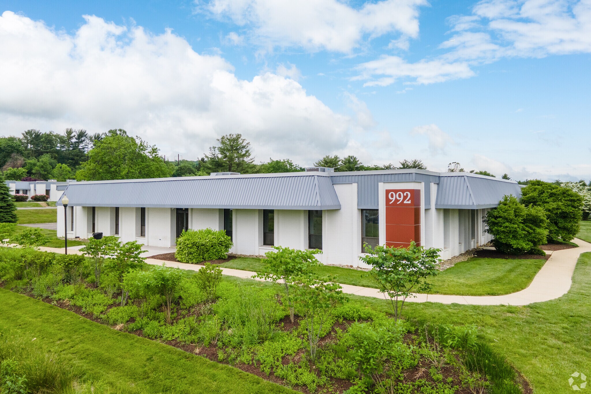 992 Old Eagle School Rd, Wayne, PA for lease Primary Photo- Image 1 of 21
