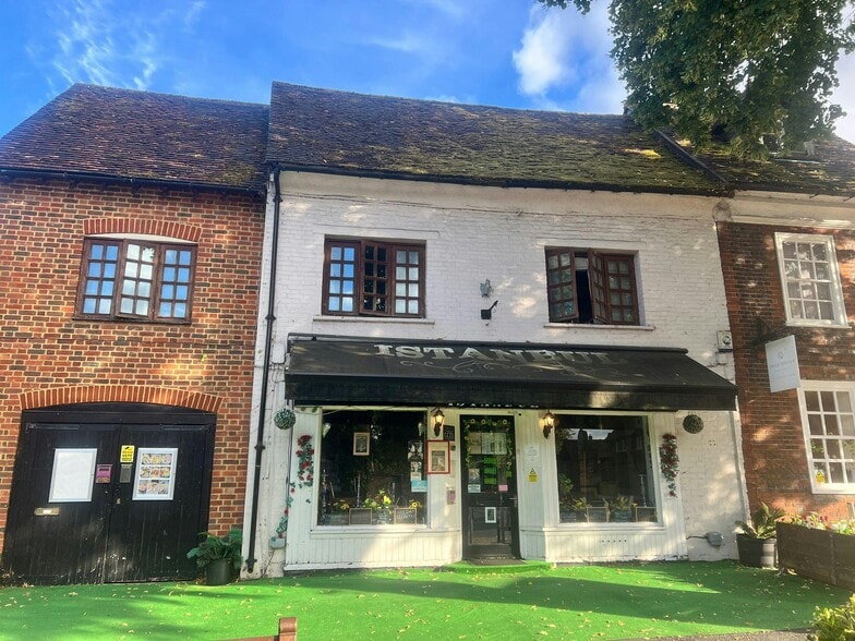 31 High St, Wendover for sale - Building Photo - Image 2 of 4