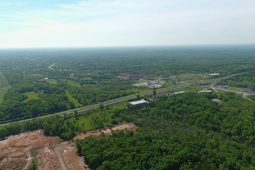 1647 Old Highway 99, Columbia, TN for sale - Building Photo - Image 3 of 7