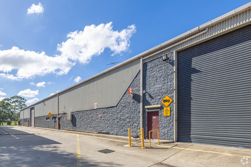 152 Miller Rd, Villawood à louer - Photo du bâtiment - Image 2 de 5