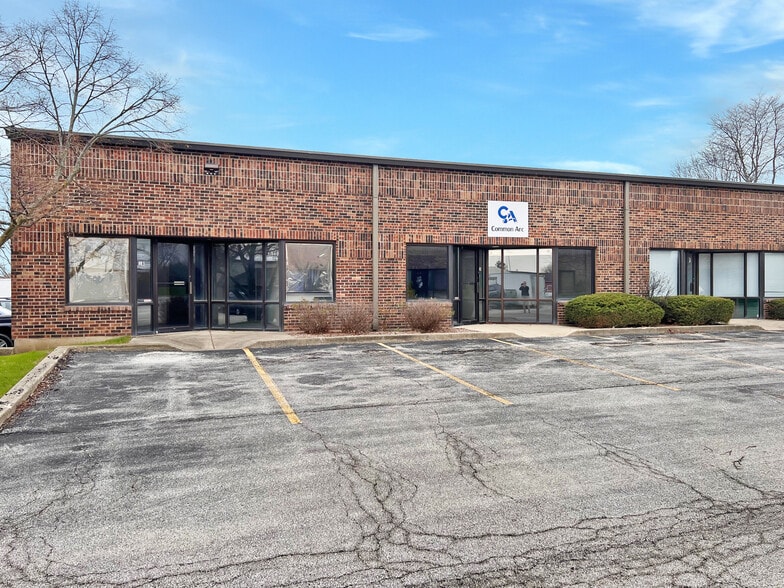 2600 Keslinger Rd, Geneva, IL for sale - Building Photo - Image 1 of 1