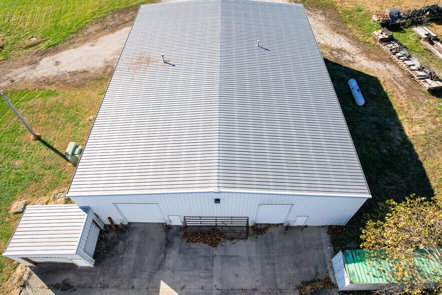 27877 Glacier Point Rd, Lebanon, MO à louer - Photo du bâtiment - Image 2 de 26