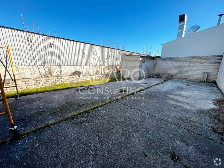 Industrial in Coslada, Madrid for sale - Building Photo - Image 3 of 3