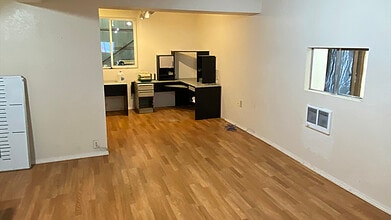 203 E Chestnut St, Centralia, WA for sale Interior Photo- Image 2 of 3