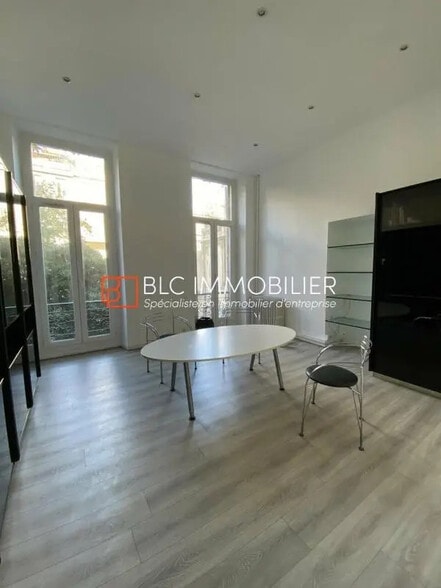 Bureau dans Marseille à vendre - Photo intérieure - Image 2 de 12