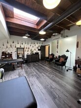 7164-7168 Melrose Ave, Los Angeles, CA for lease Interior Photo- Image 1 of 2