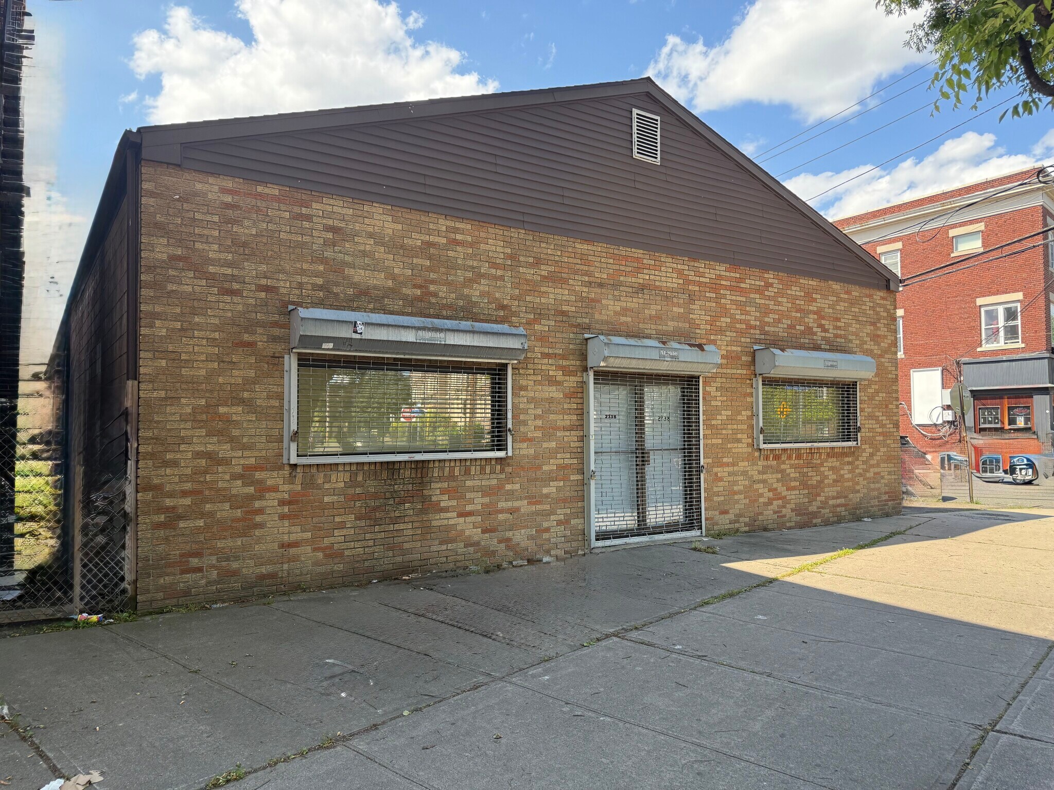 2738 Fairfield Ave, Bridgeport, CT à vendre Photo du bâtiment- Image 1 de 4