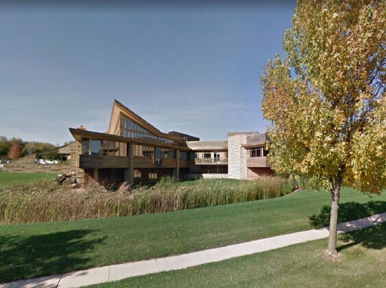 3565 Digital Dr, Dubuque, IA à louer - Photo du bâtiment - Image 2 de 6