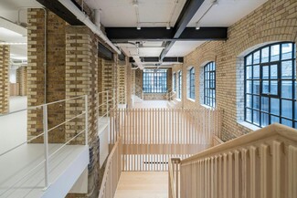 Plus de détails pour 22 Vine Hl, London - Bureau à louer