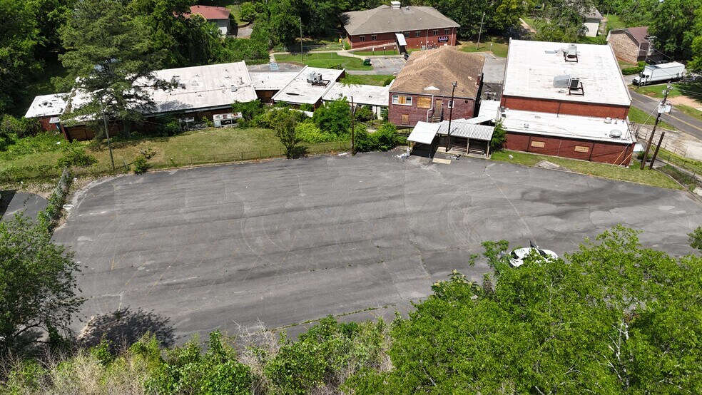 301 21st Ave S, Birmingham, AL à vendre - Photo du bâtiment - Image 2 de 70