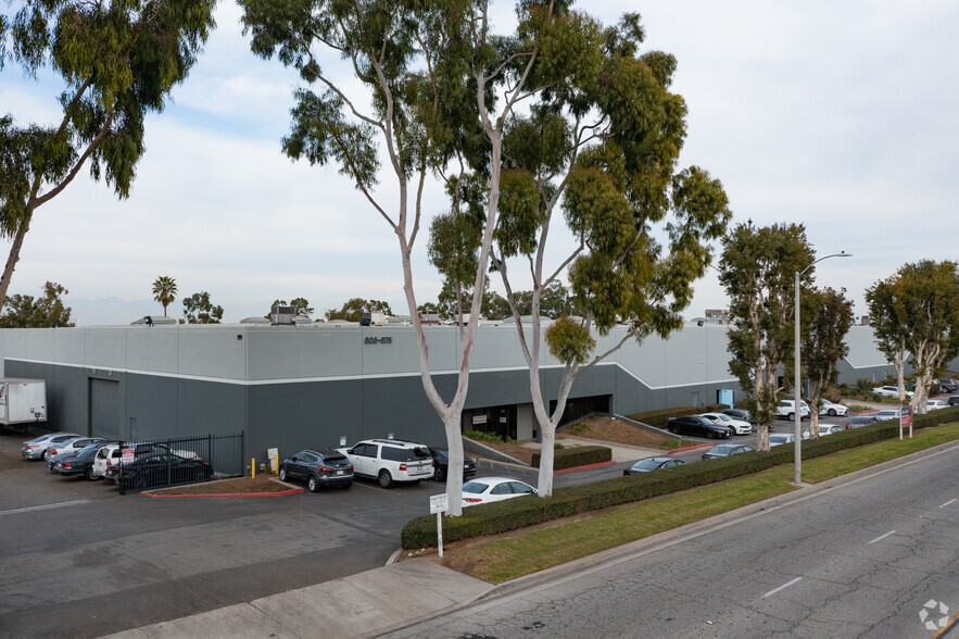 605-675 W Victoria St, Compton, CA for lease - Primary Photo - Image 1 of 6