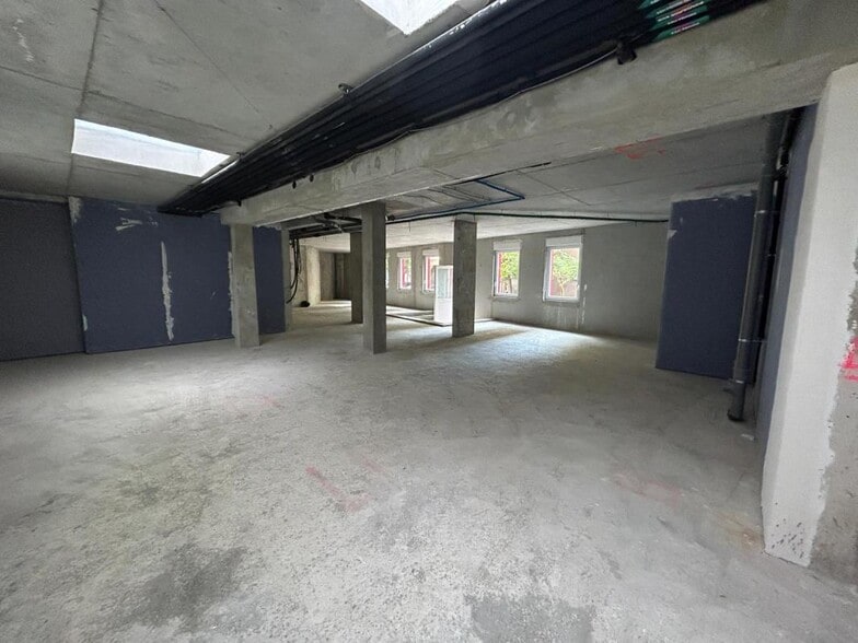 3 Rue Esther Cuvier, Les Lilas à louer - Photo du bâtiment - Image 2 de 6