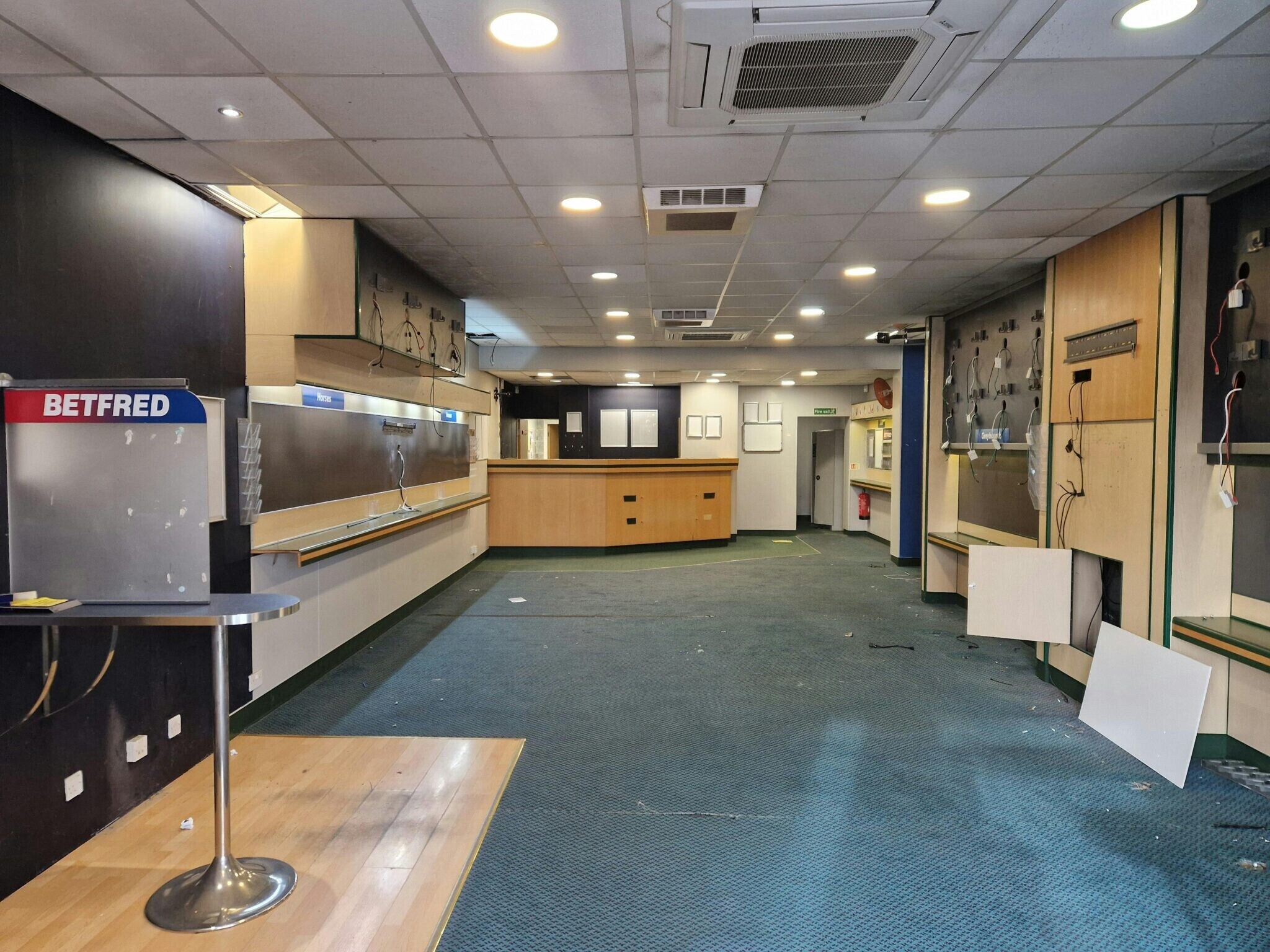 55 London Rd, Waterlooville for lease Interior Photo- Image 1 of 4