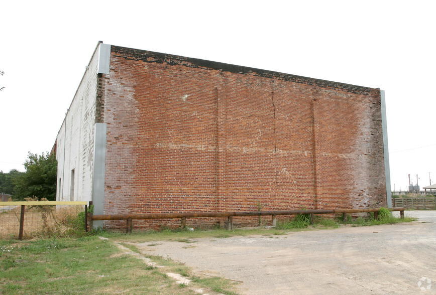 2801 Exchange Ave, Oklahoma City, OK à vendre - Photo du bâtiment - Image 3 de 4