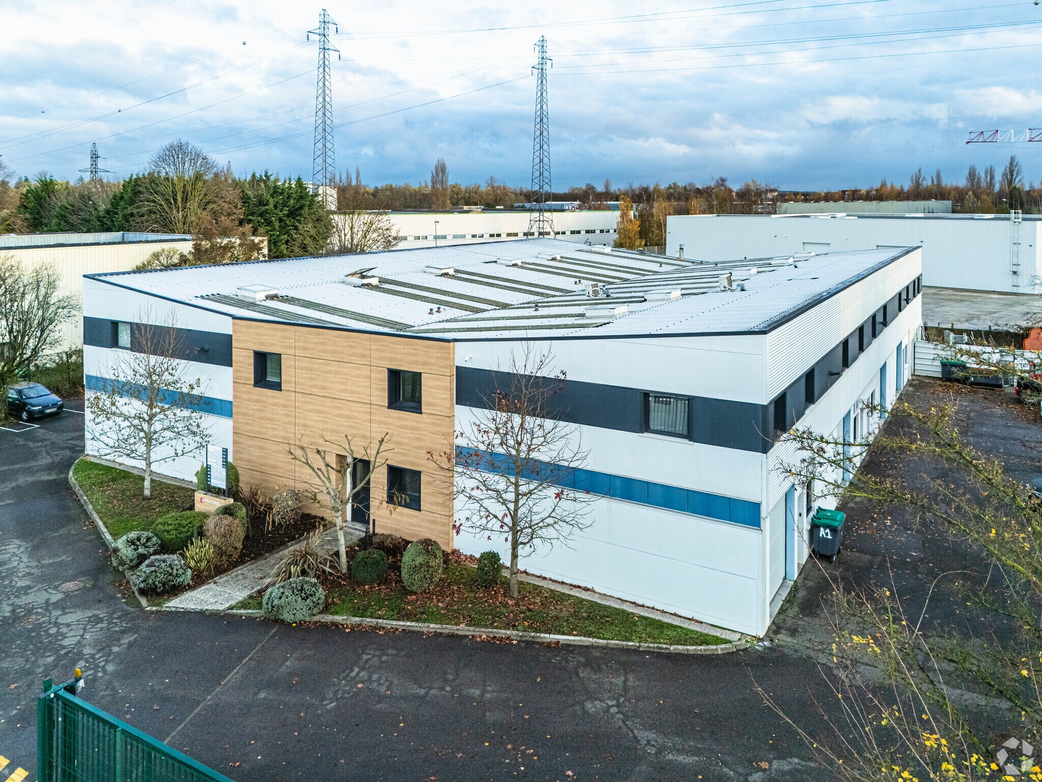 380 Avenue Blaise Pascal, Moissy-Cramayel à louer Photo principale- Image 1 de 7
