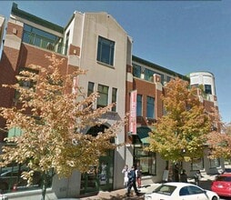 530 E Kirkwood Ave, Bloomington, IN for lease Building Photo- Image 2 of 8