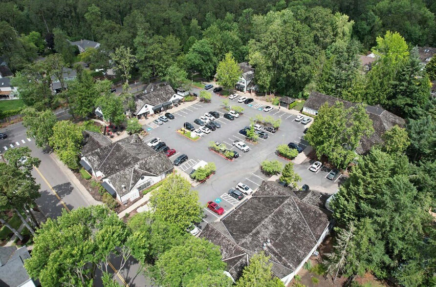 14511 SW Westlake Dr, Lake Oswego, OR for sale - Aerial - Image 3 of 16