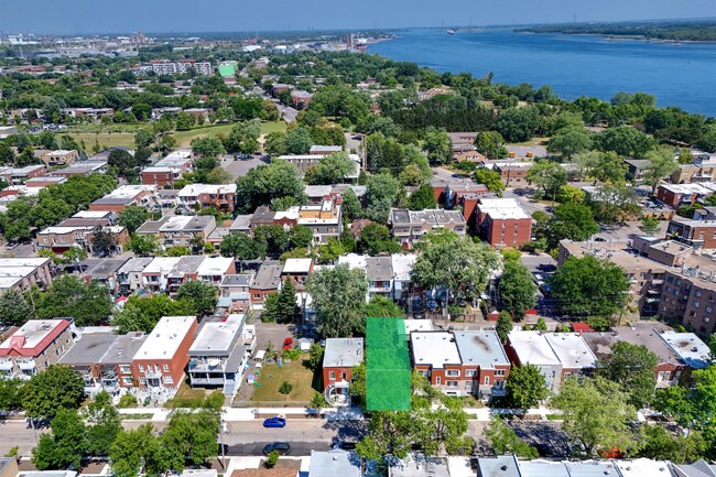 Plus de détails pour 597 Rue Pierre-Tétreault, Montréal, QC - Terrain à vendre