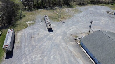 2751 E Marshall St, Charleston, MO - AERIAL  map view - Image1