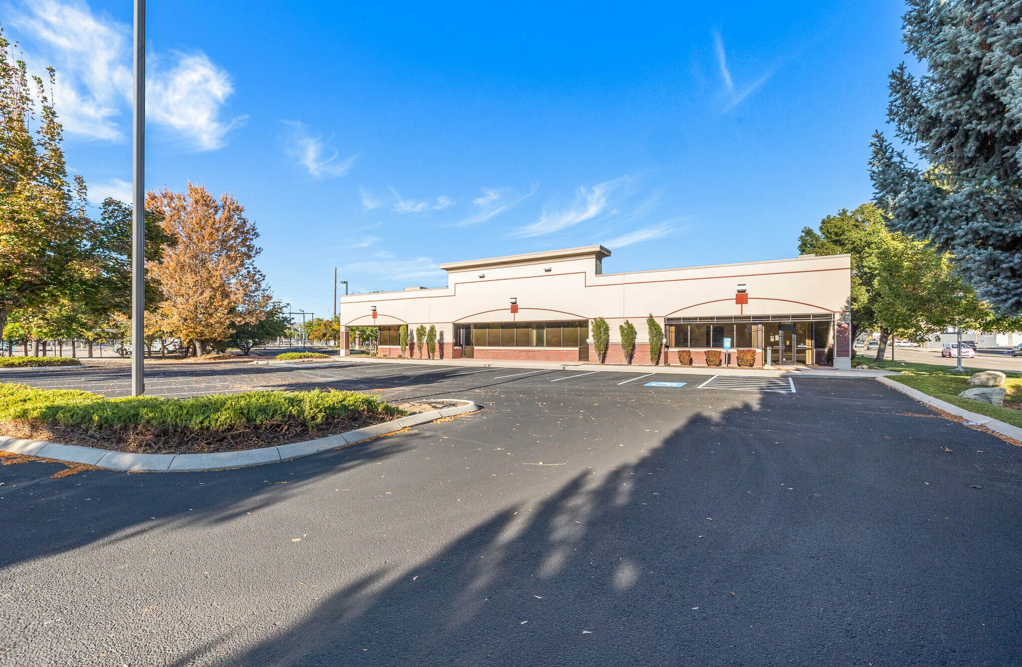 703 S Americana Blvd, Boise, ID for sale Building Photo- Image 1 of 10
