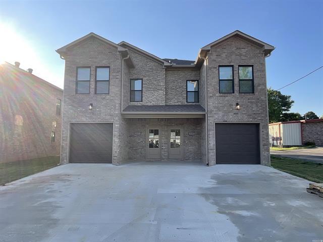215 & 217 N Elm St, Jacksonville, AR à vendre Photo principale- Image 1 de 2