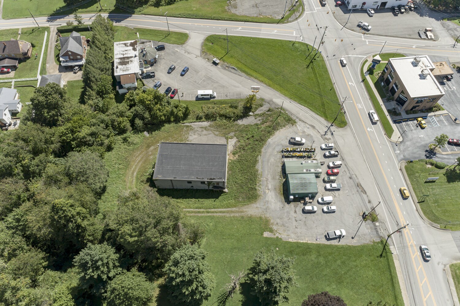 333 E Main St, Kingwood, WV for lease Building Photo- Image 1 of 4