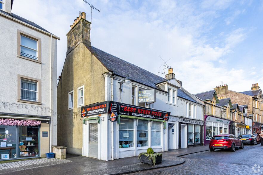 23 High St, Dunblane à louer - Photo principale - Image 1 de 2